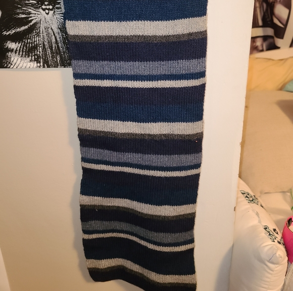 Woman's scarf winter - Picture 1 of 3